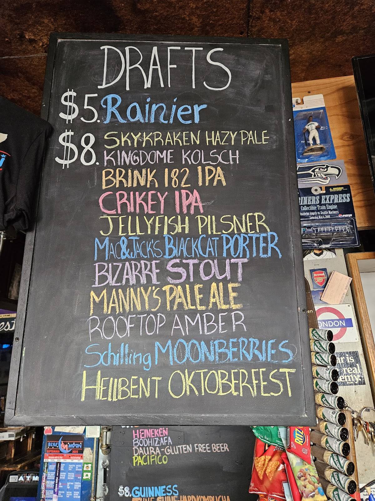 Blue Moon Tavern меню