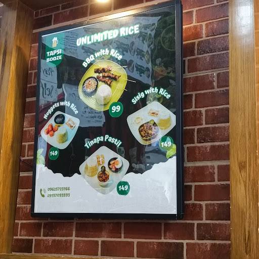 TAPSI BOOZE RESTOBAR меню