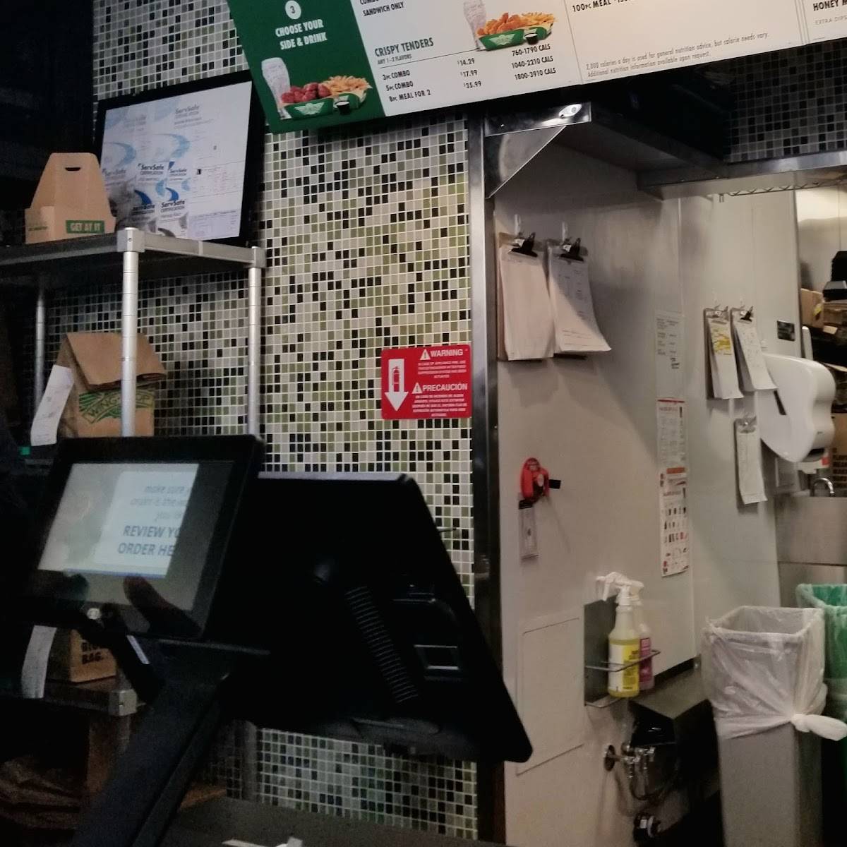 Wingstop меню