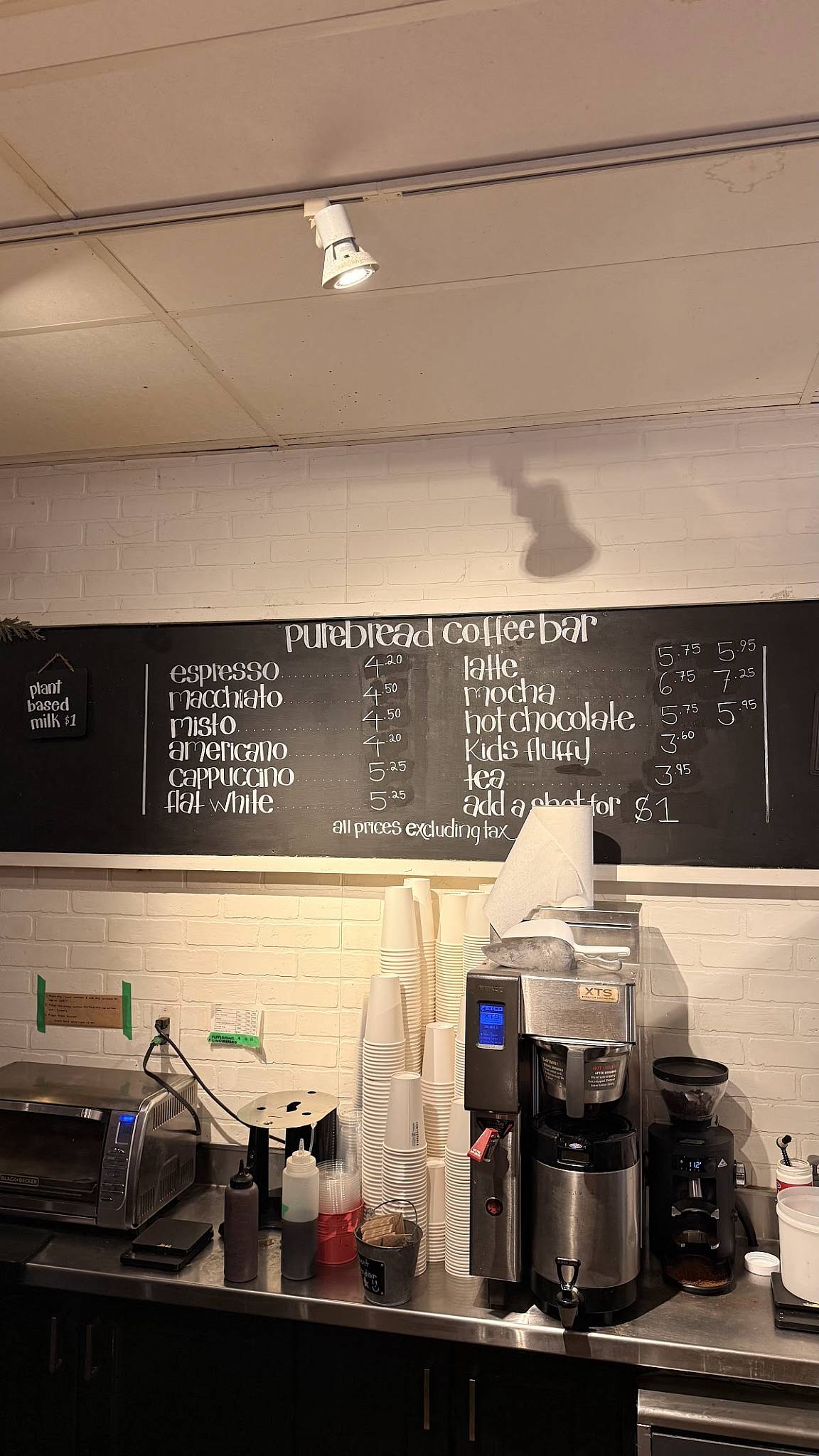 Purebread Bakery + Coffee меню