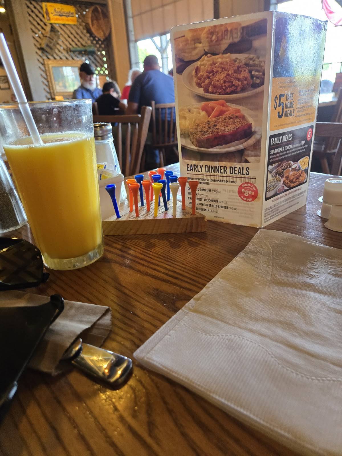 Cracker Barrel Old Country Store меню