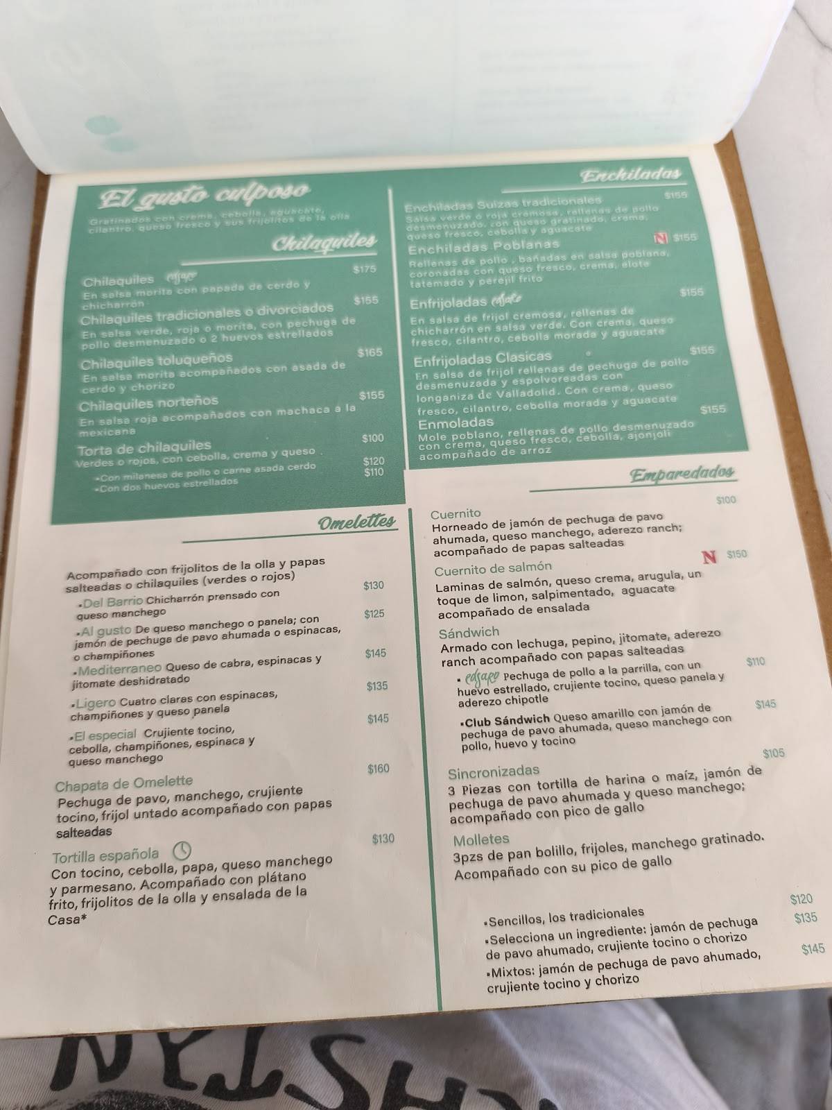 EDSARO - CAFÉ RESTAURANT меню