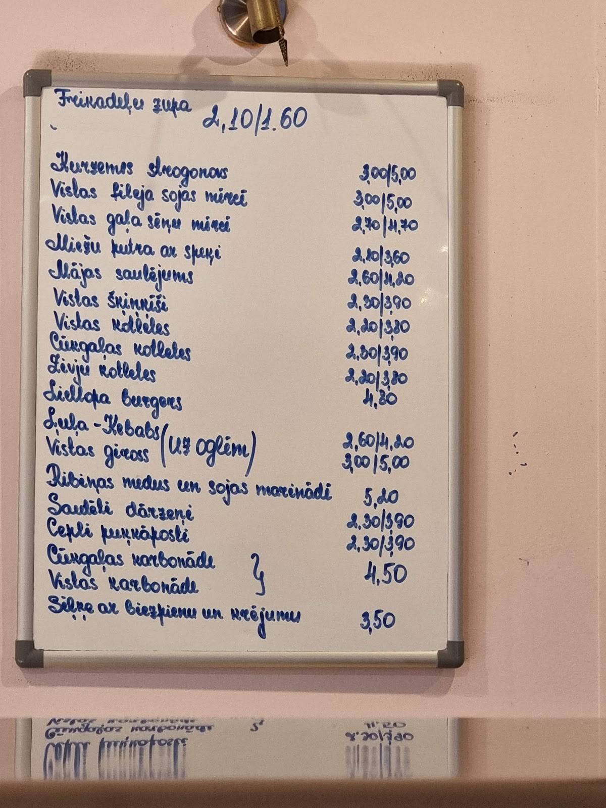Mājas ēdnīca меню