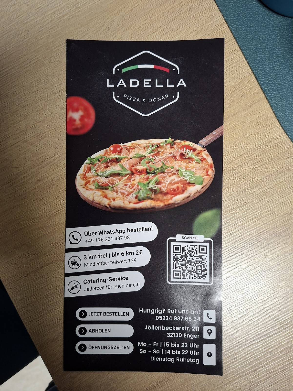Pizzeria La Della меню
