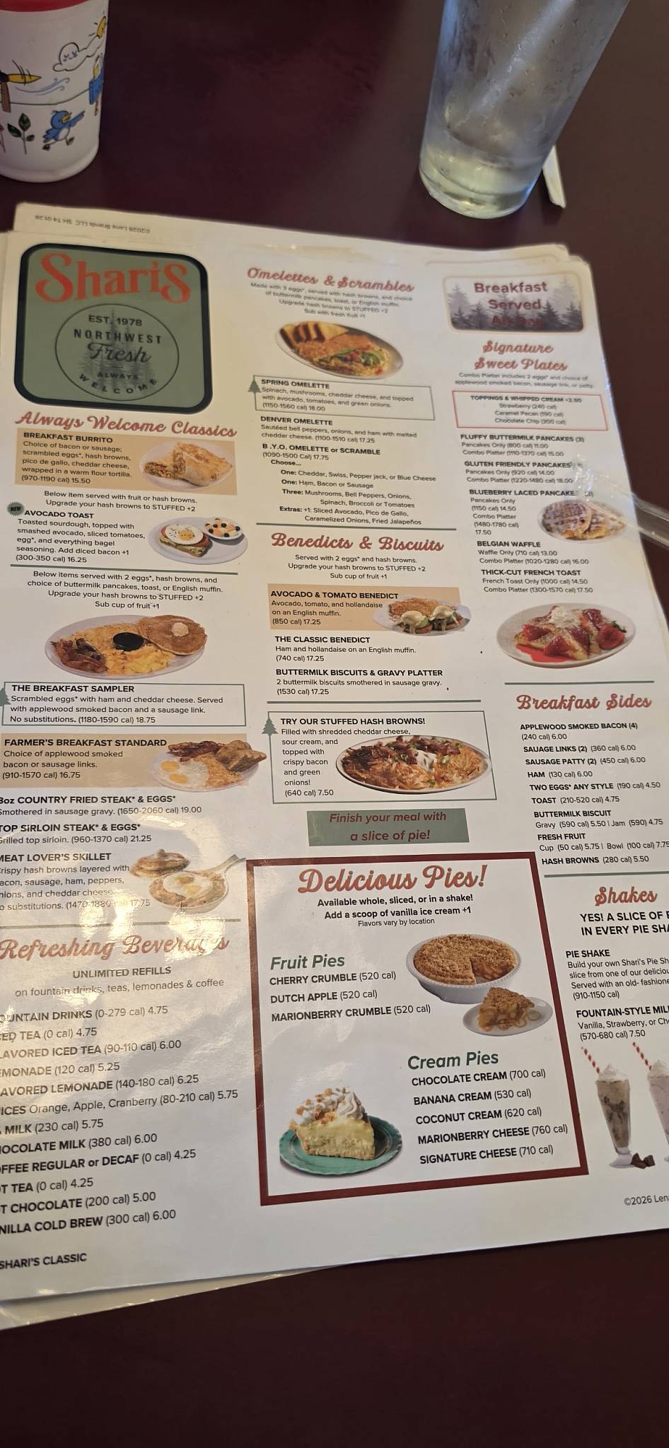 Shari's Cafe and Pies меню