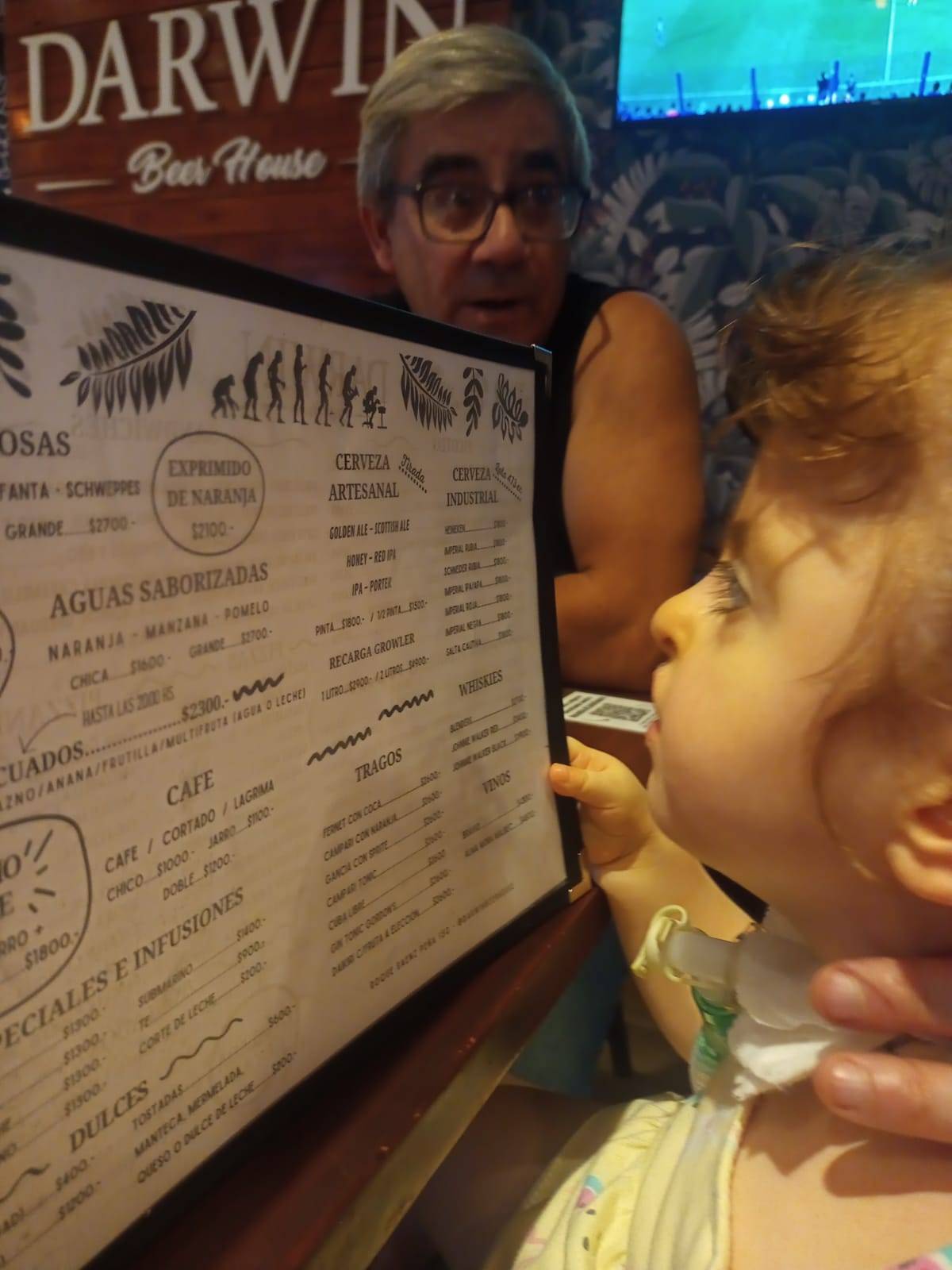 Darwin Beer House меню