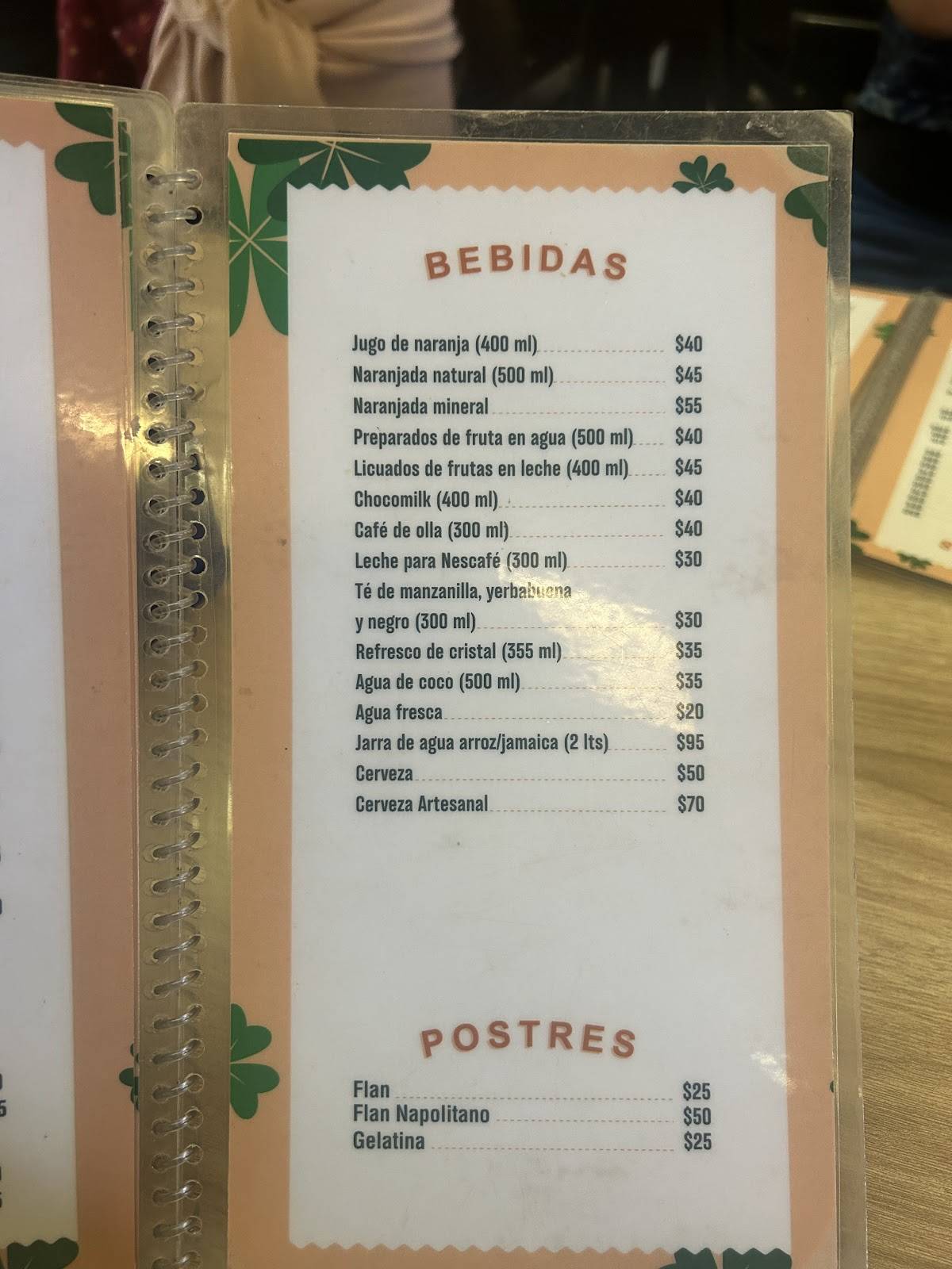 El Trébol меню