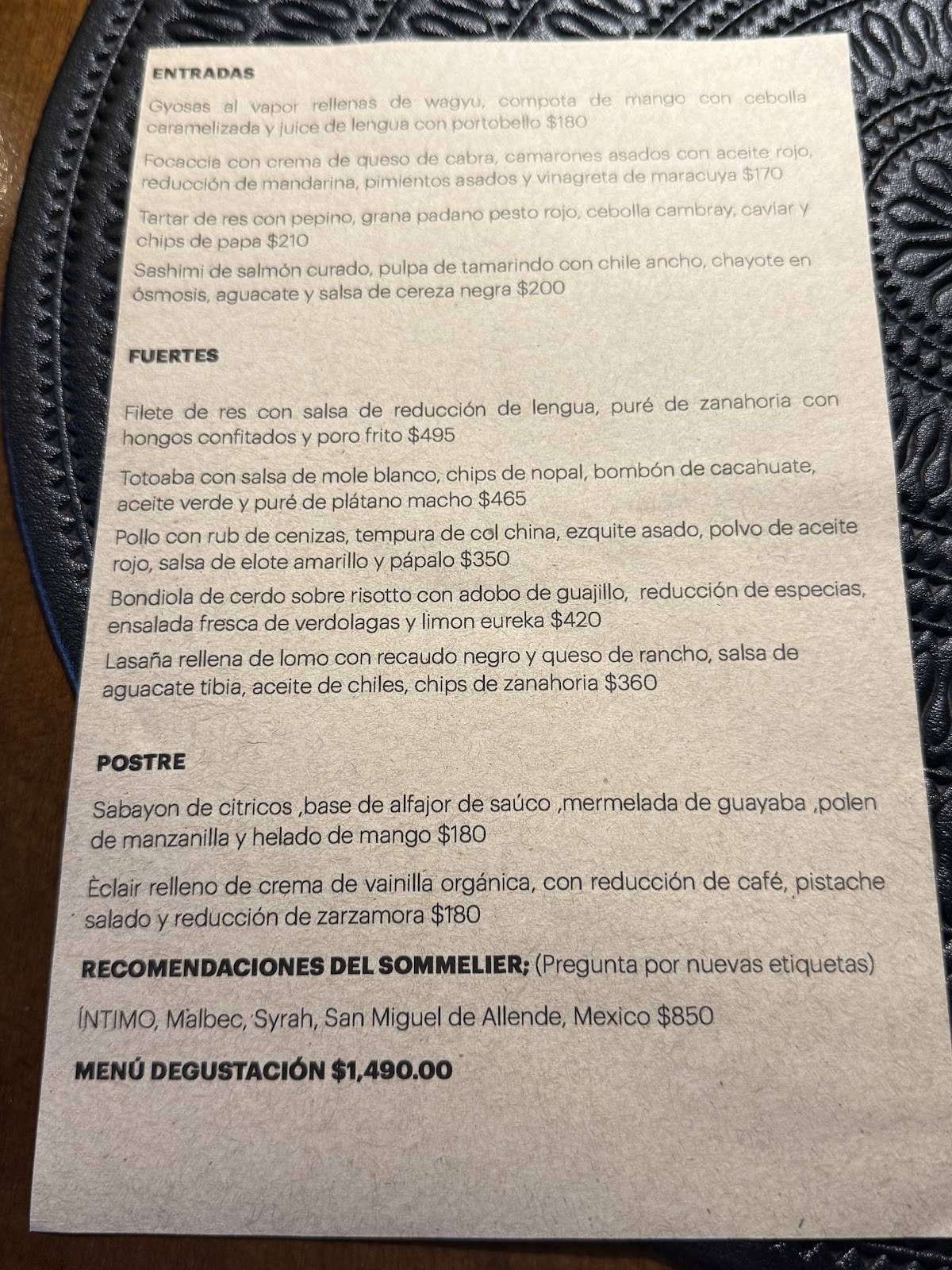 Íntimo Kitchen меню