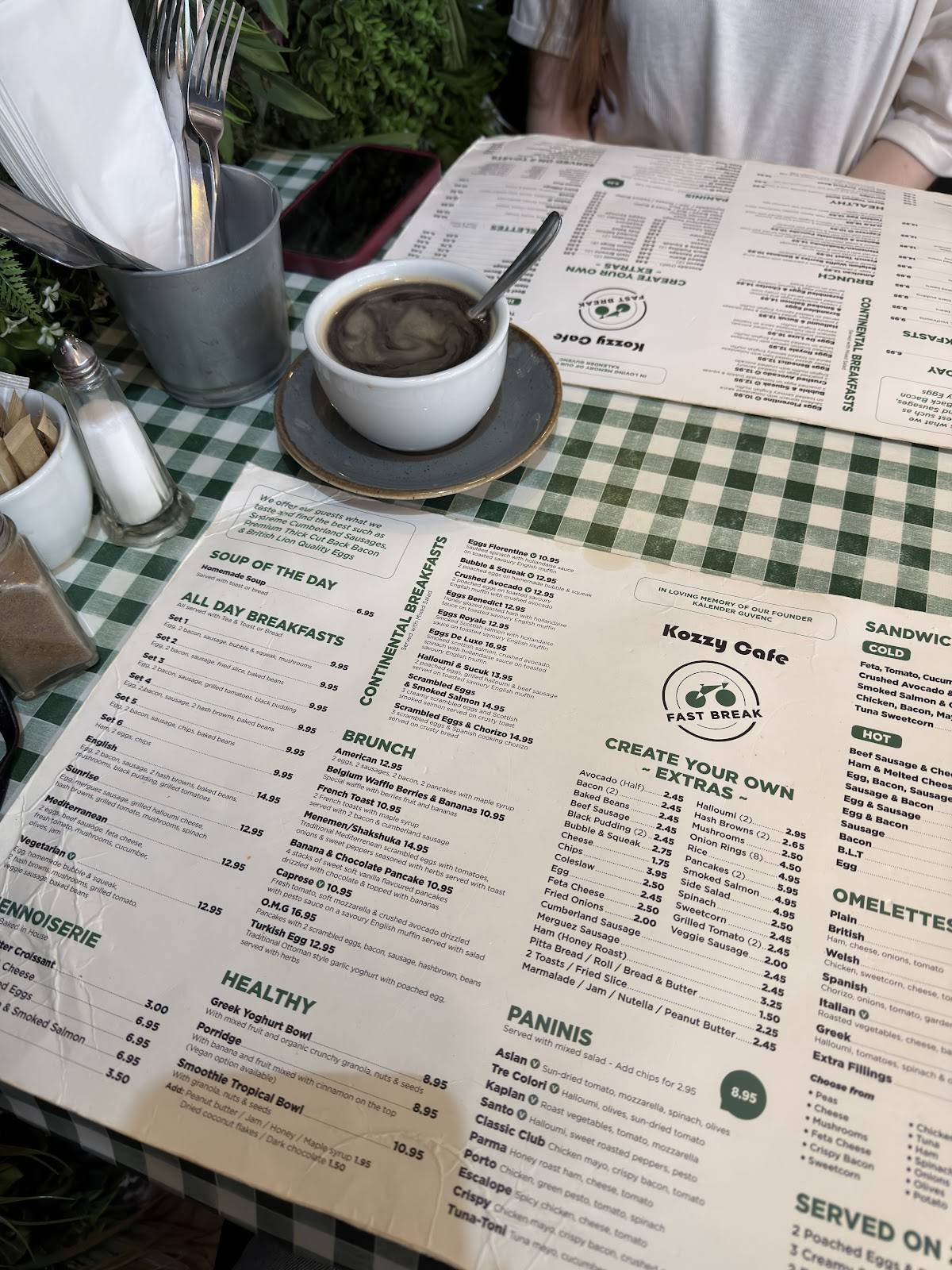 Kozzy Cafe меню