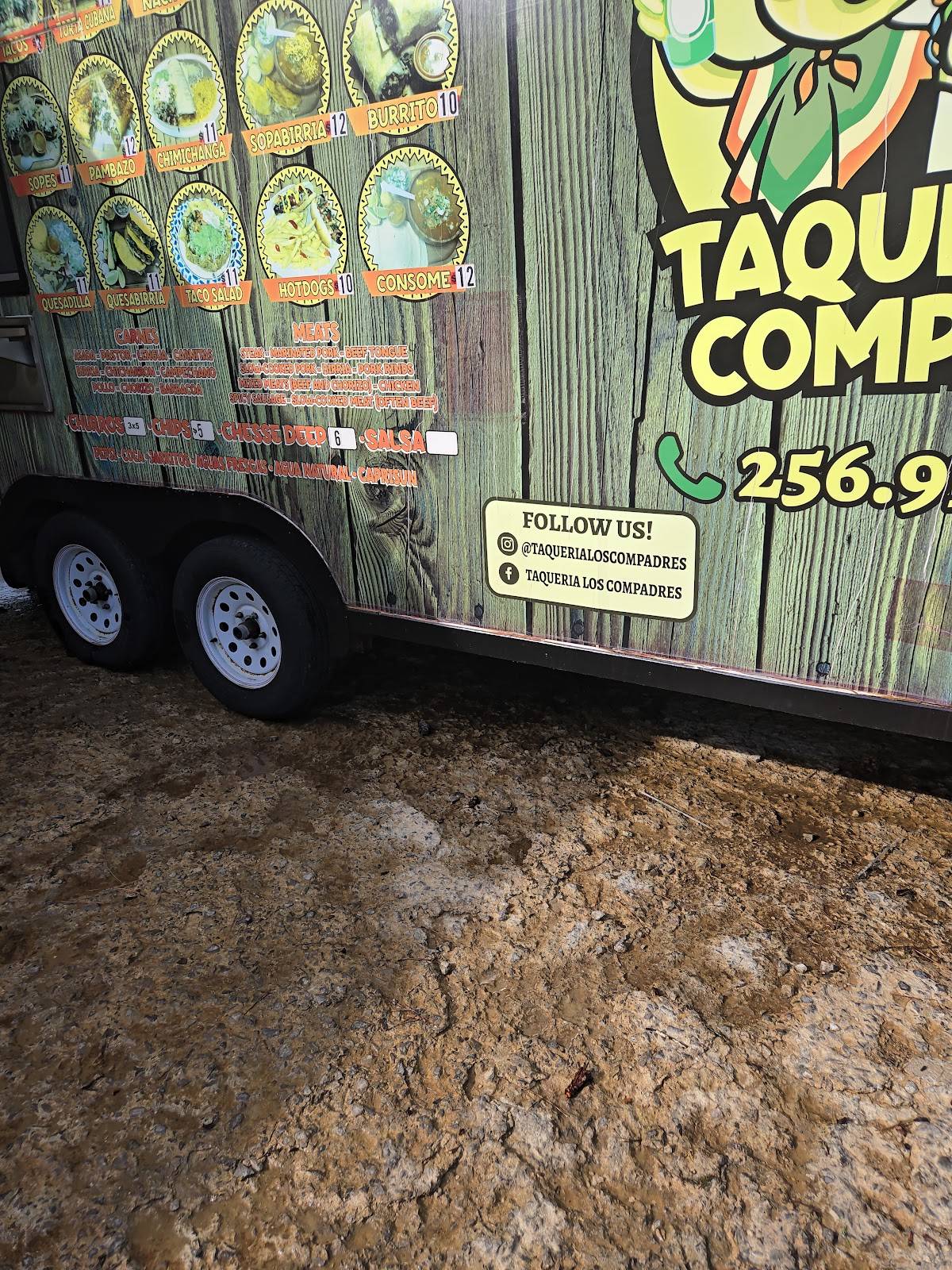 Los Compadres Mexican Food Truck меню