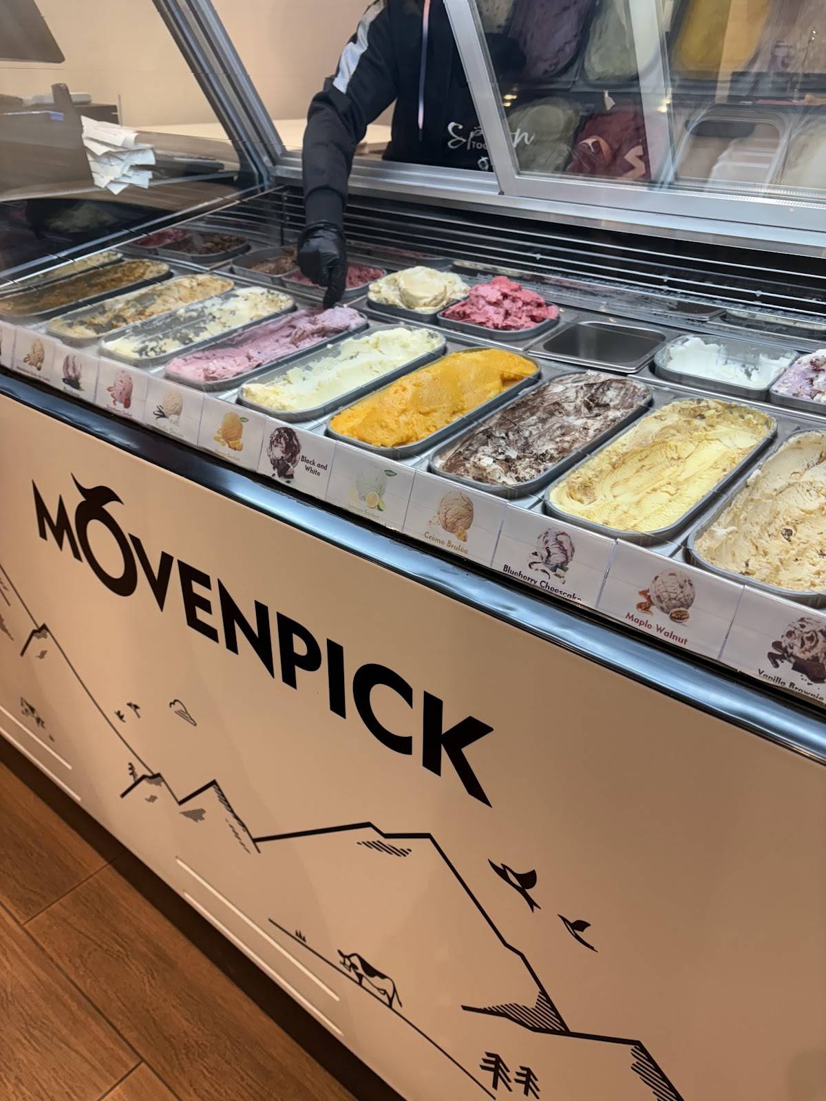 Movenpick Ice Cream Riffa меню