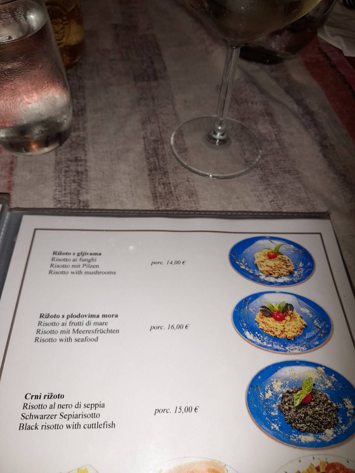 Restaurant Calisona меню