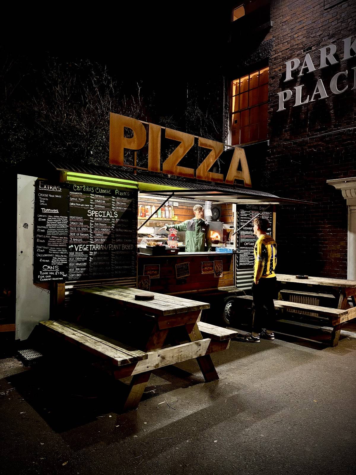 Carlito's Woodfired Pizza Ruthin меню