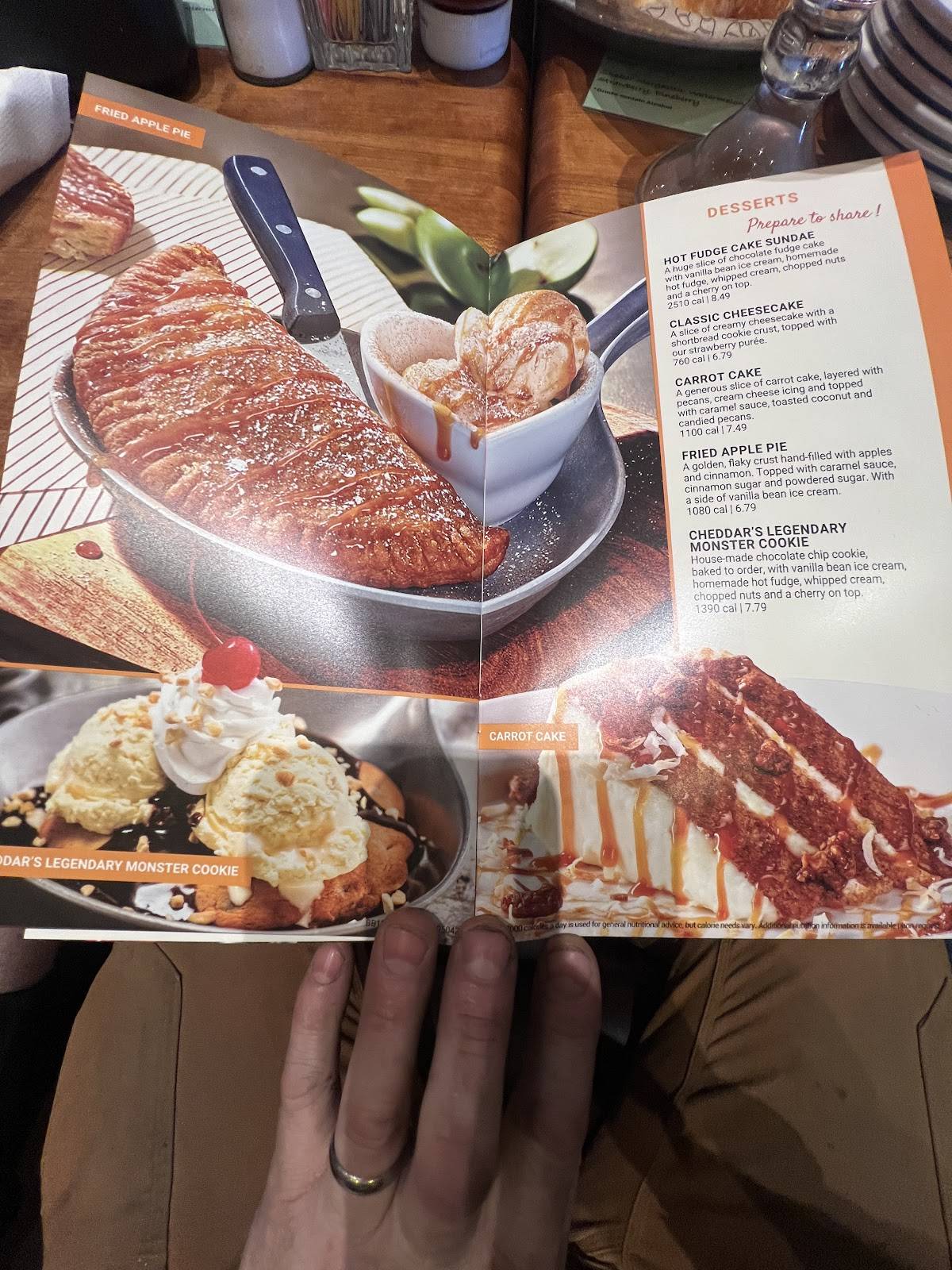 Cheddar's Scratch Kitchen меню