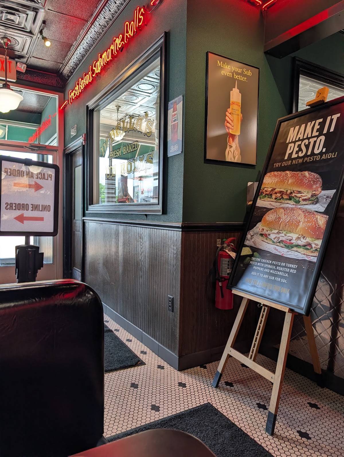 DiBella's Subs меню