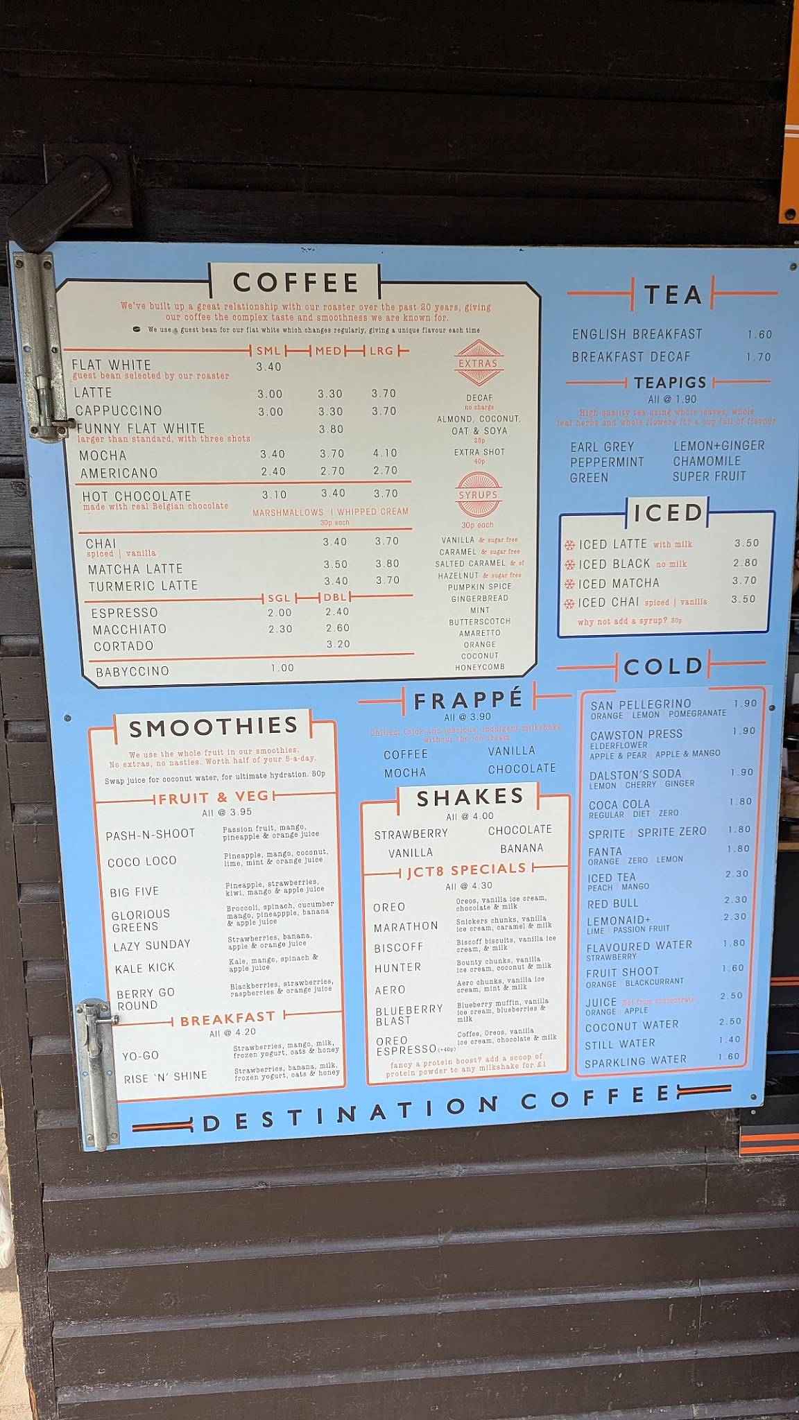 Junction 8 Cafe меню