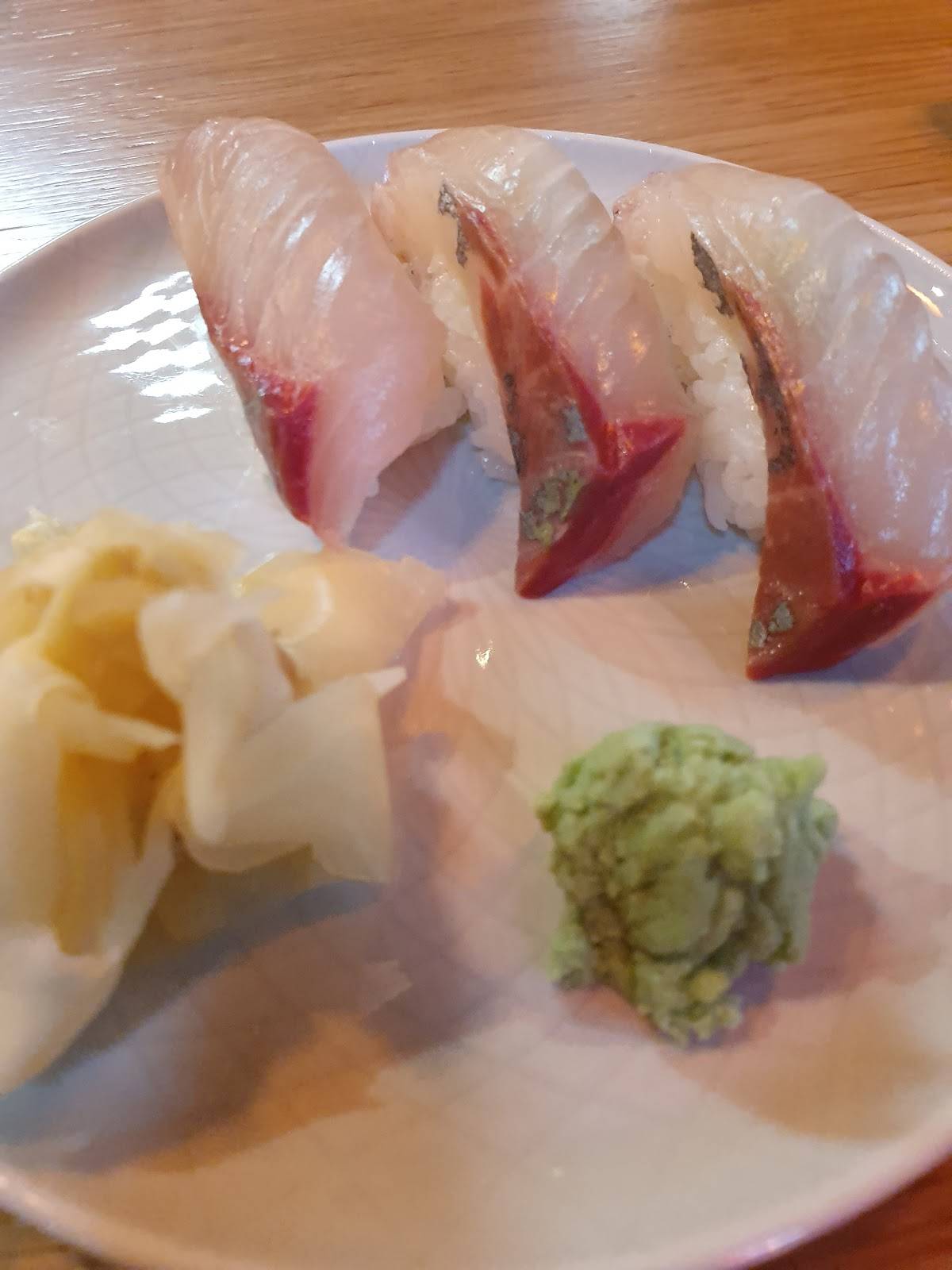 Ryba Sushi & Oysters меню