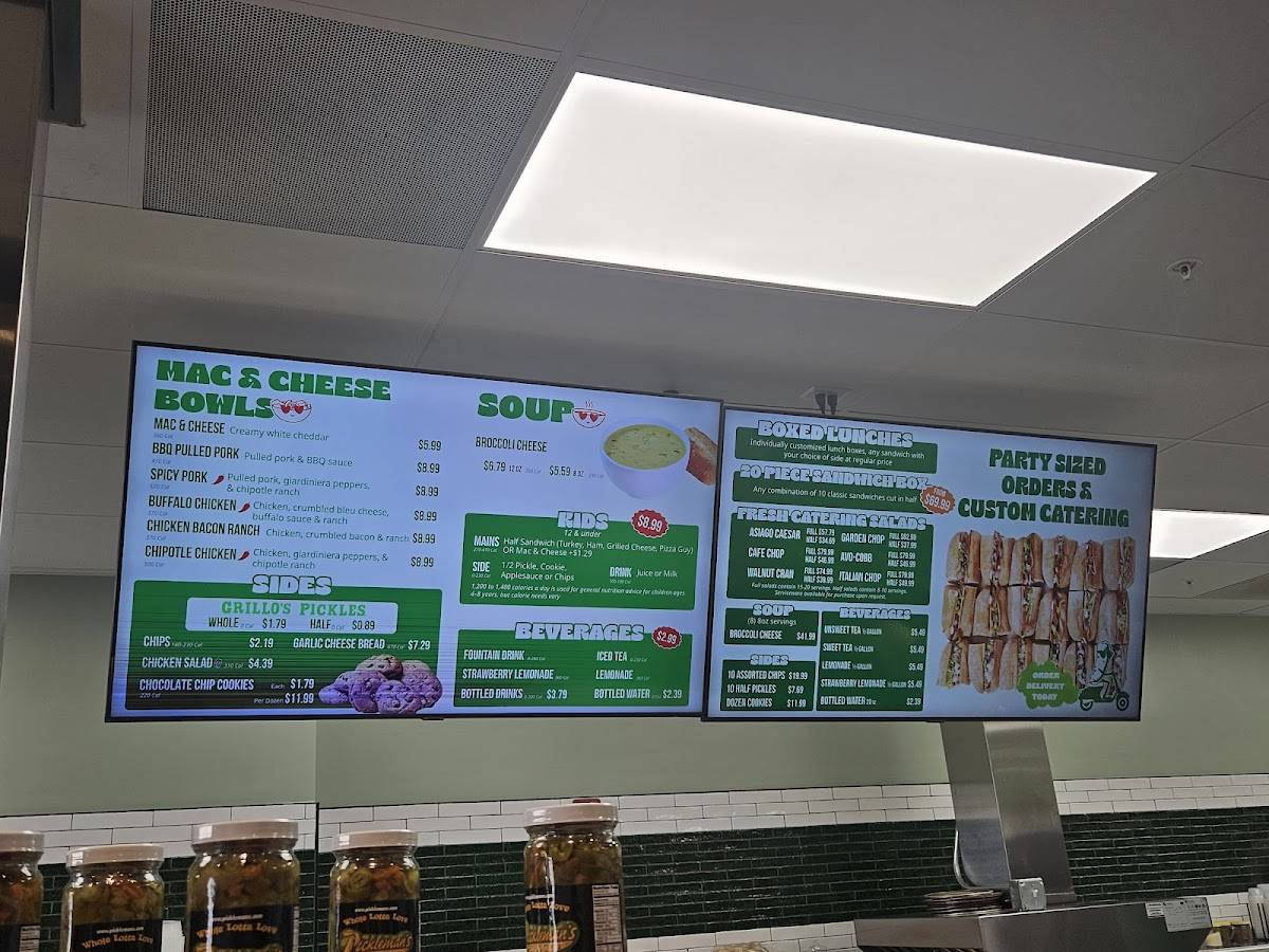 Pickleman's Gourmet Cafe меню