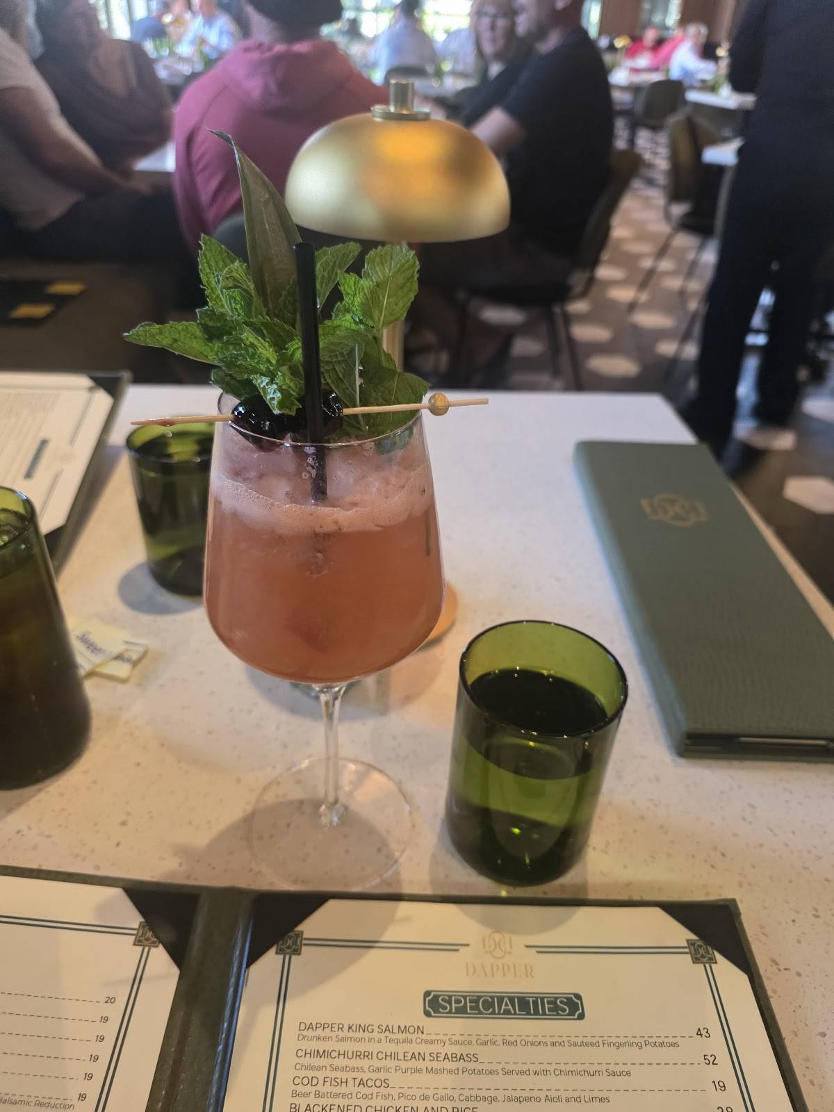 Dapper Dine & Lounge меню