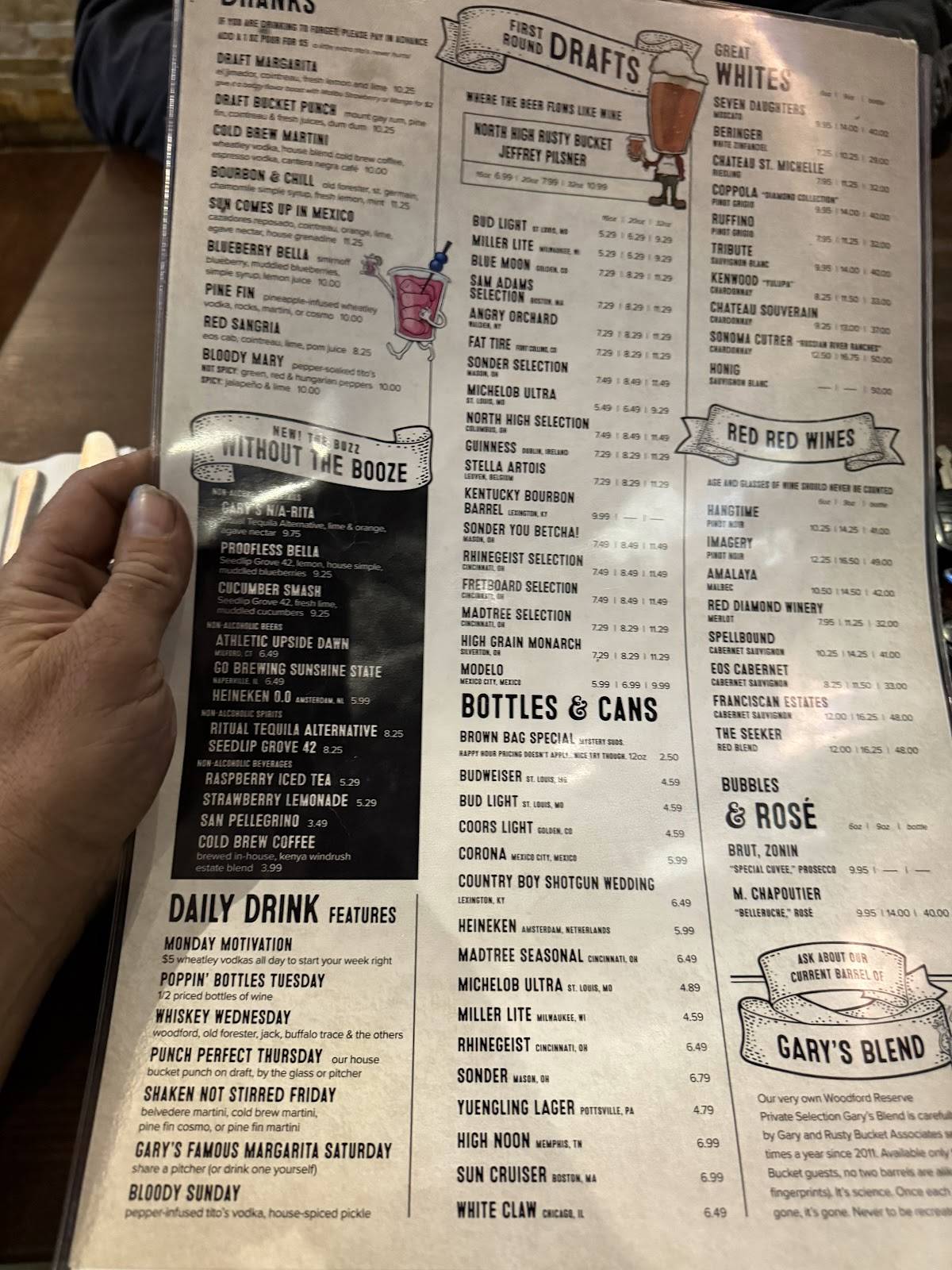 Rusty Bucket Restaurant and Tavern меню