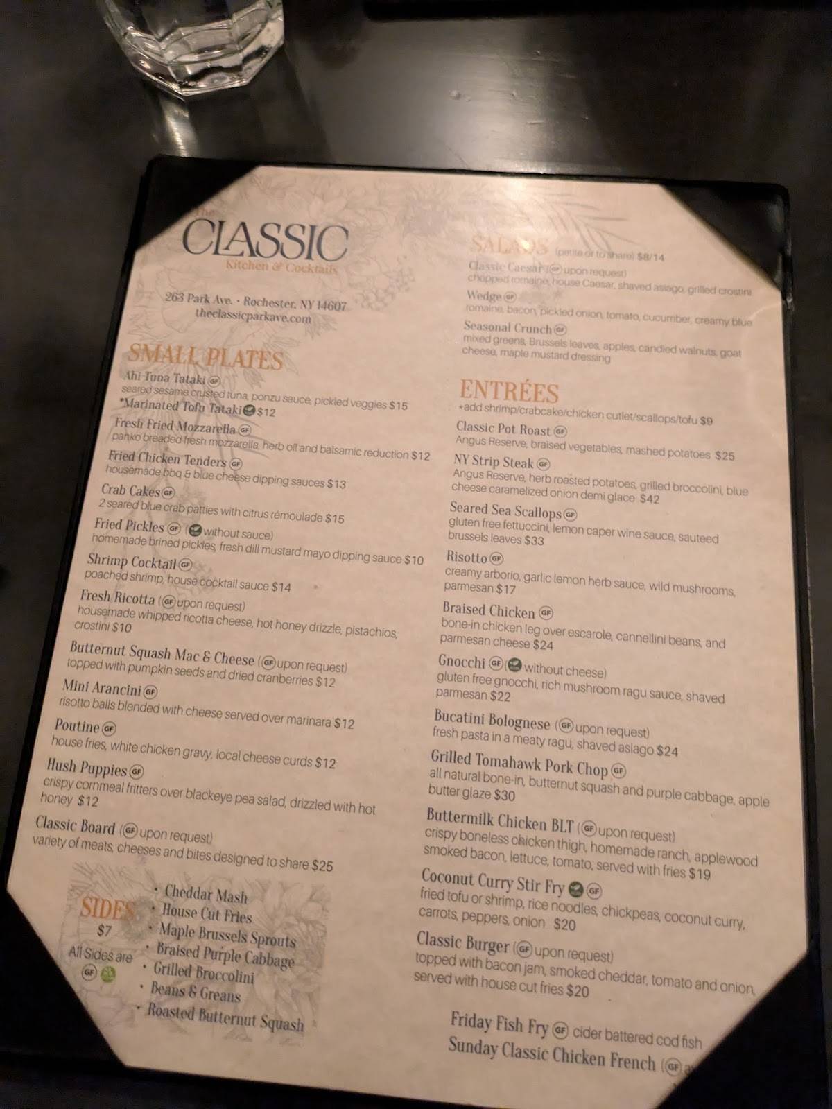 The Classic Kitchen & Cocktails меню