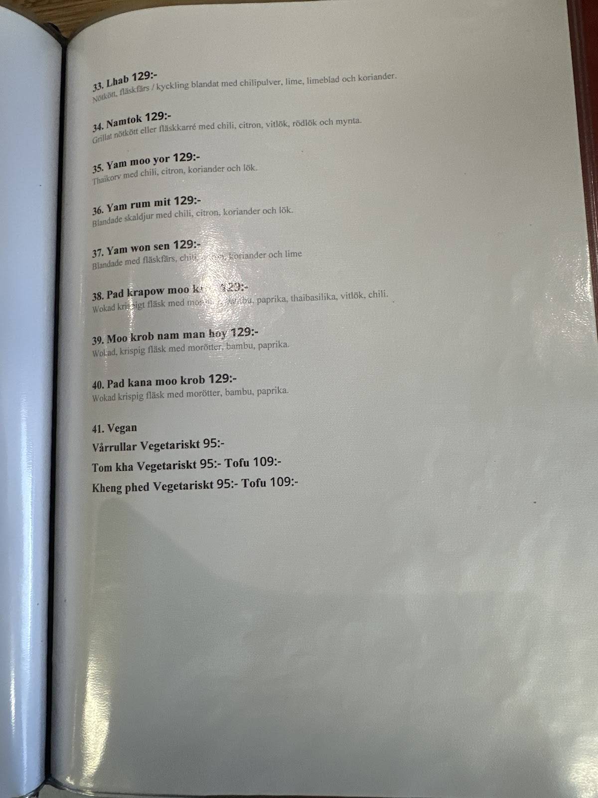 Pins Thairestaurang меню