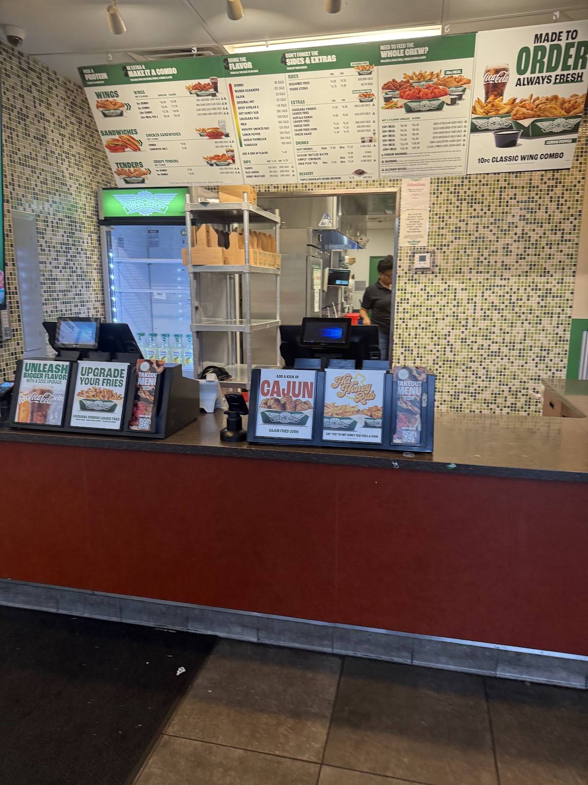 Wingstop меню