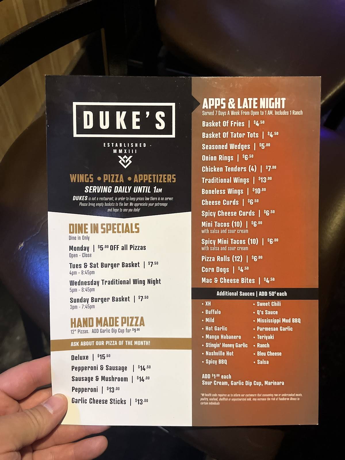 Dukes Food & Spirits меню