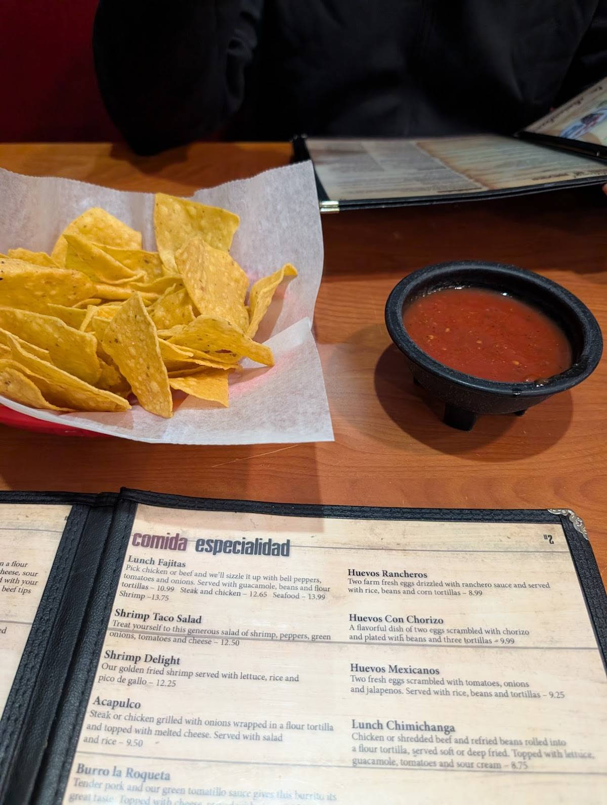 El Rodeo Mexican Restaurant меню