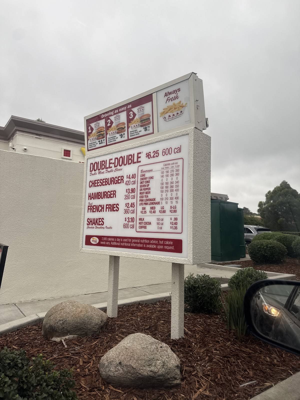 In-N-Out Burger меню