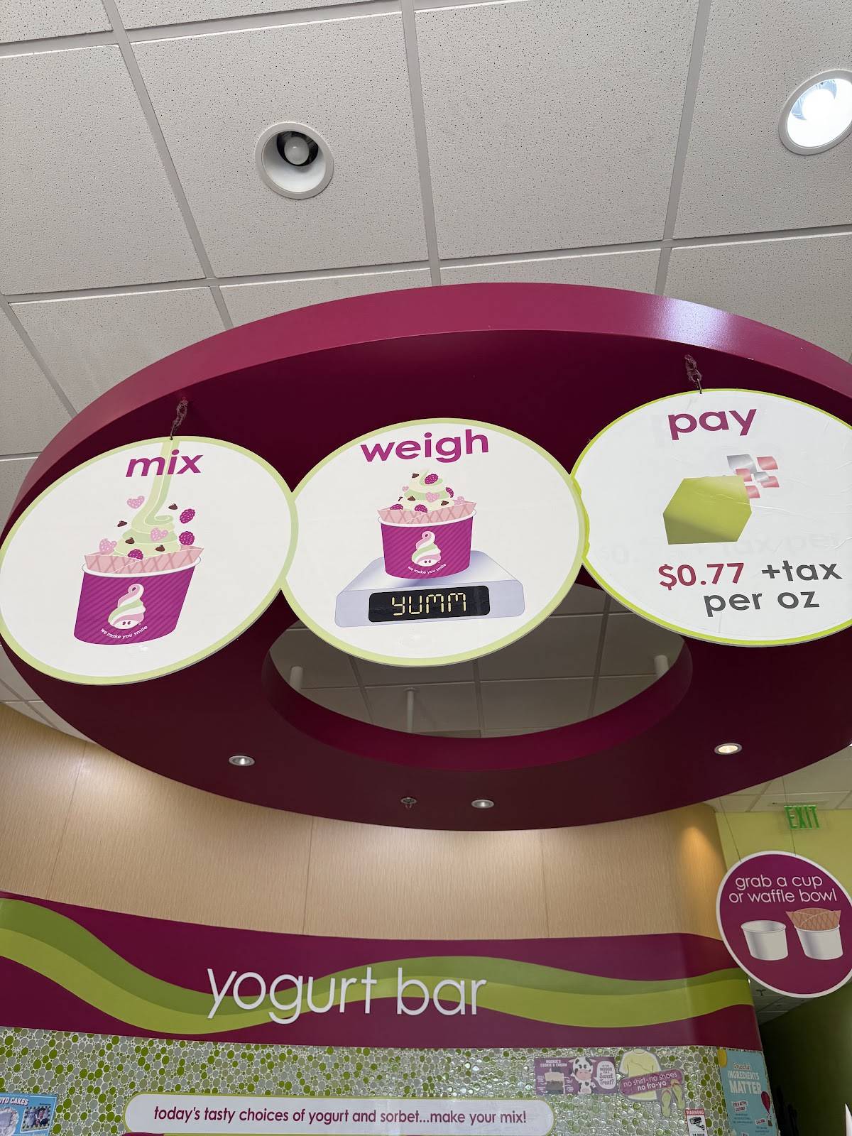 Menchie's Frozen Yogurt меню