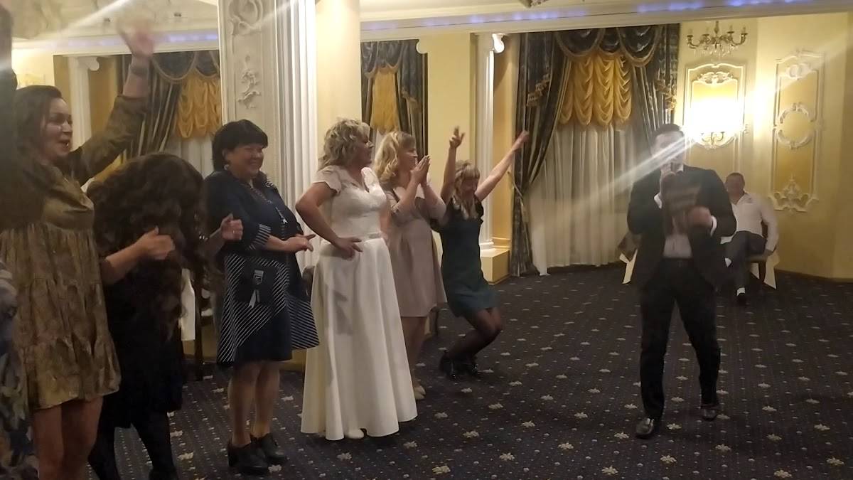 Три толстяка меню