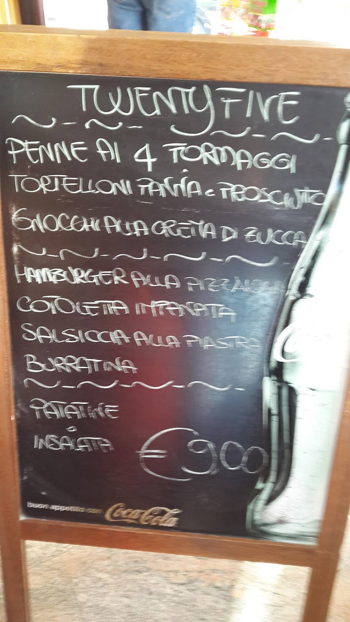 Twenty-Five Bar Tabac меню