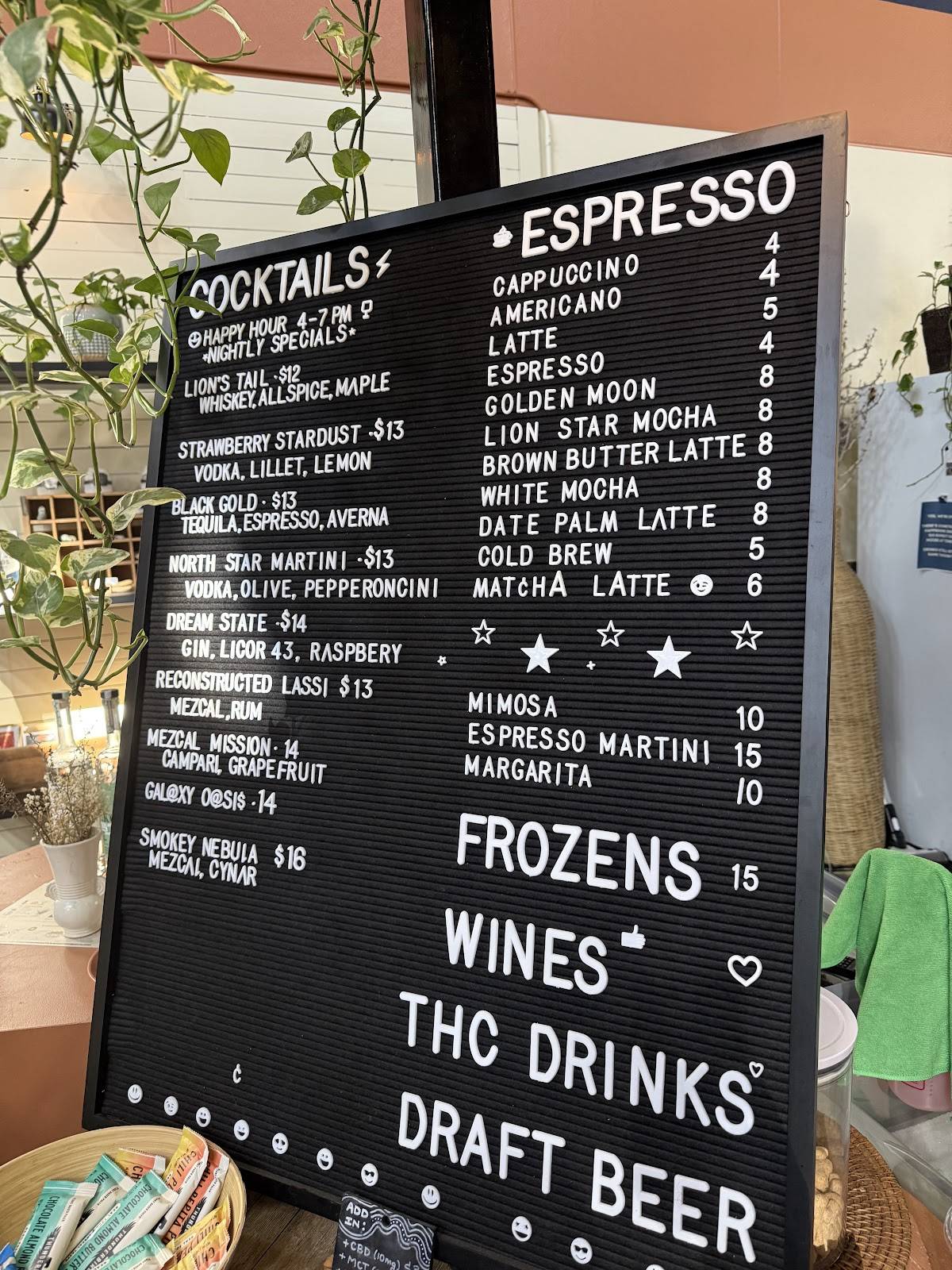 Stargazer Cocktails & Coffee меню