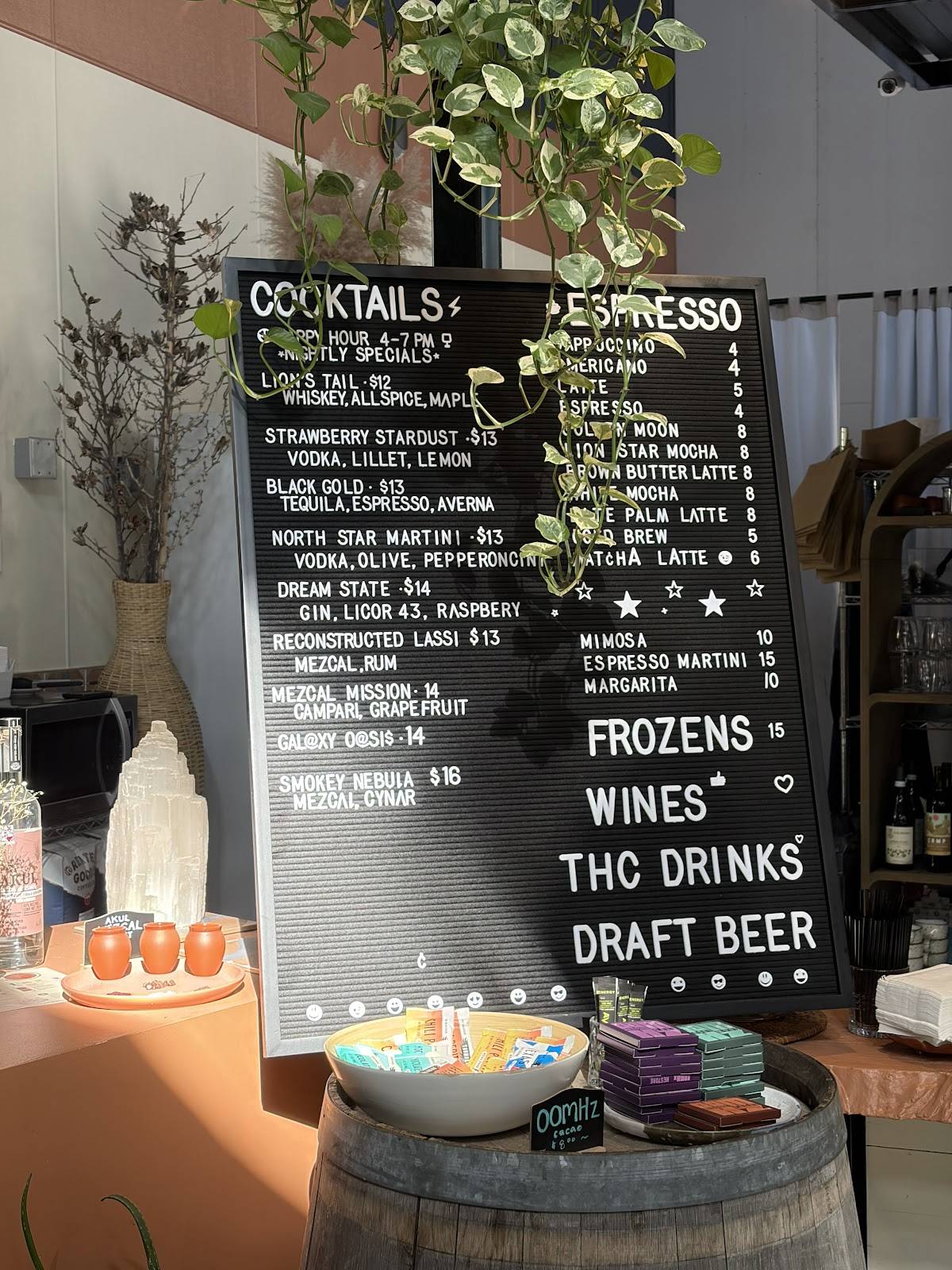 Stargazer Cocktails & Coffee меню