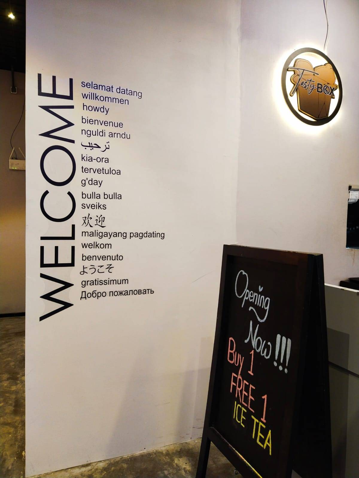 Tasty Box Kitchen Batu меню