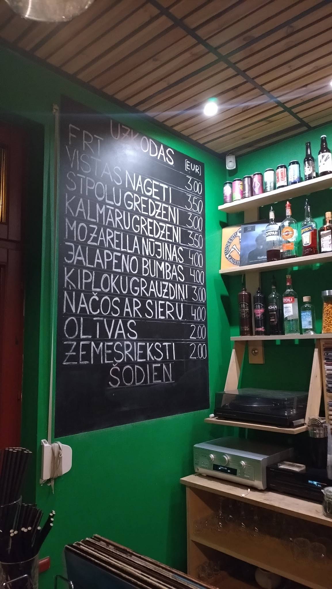 Vinilbārs меню