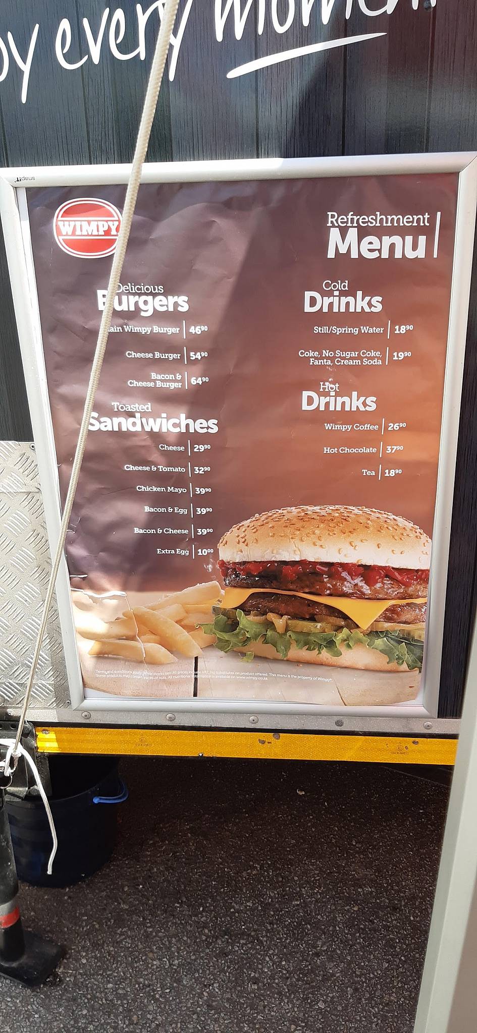 Wimpy George International Airport меню