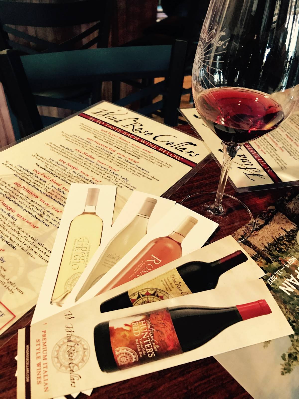 Wind Rose Cellars меню