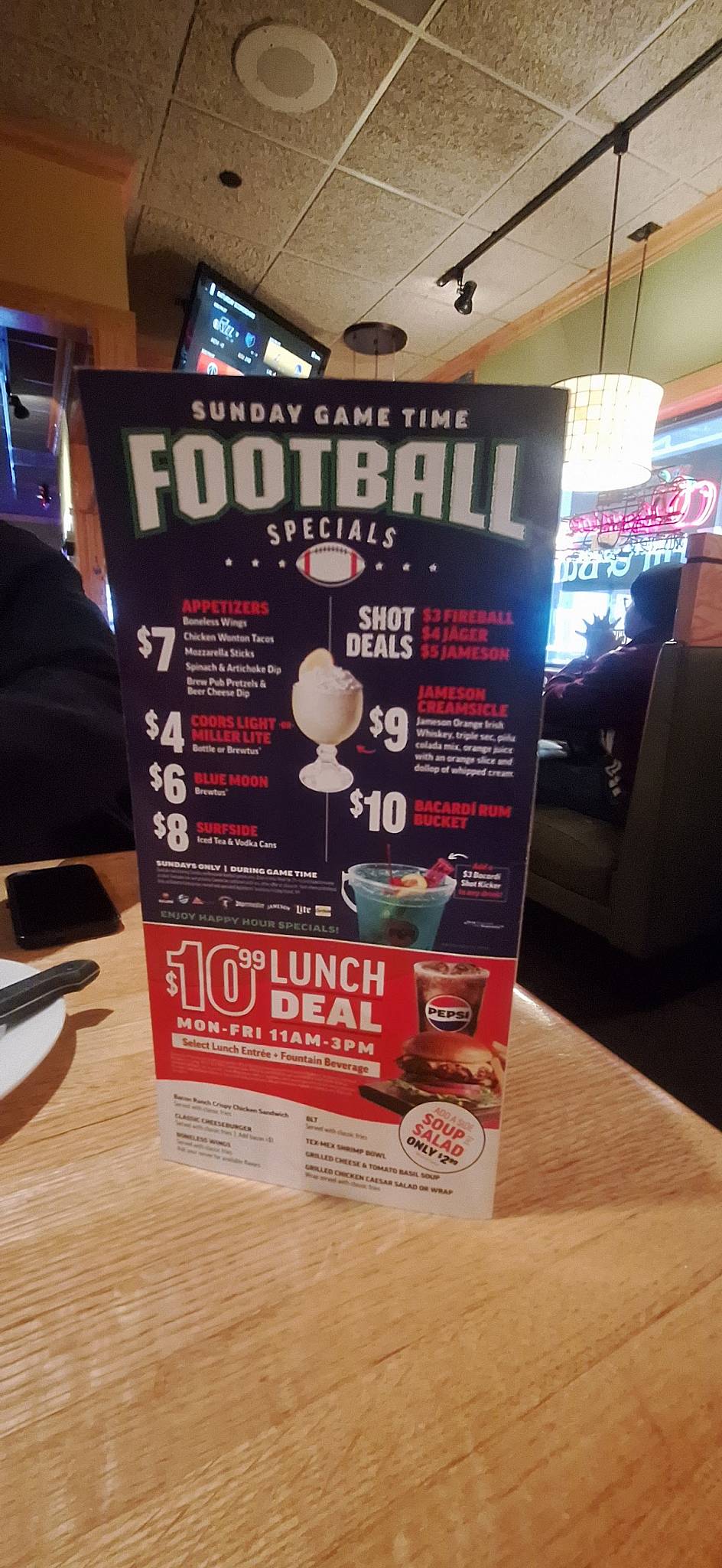 Applebee's Grill + Bar меню
