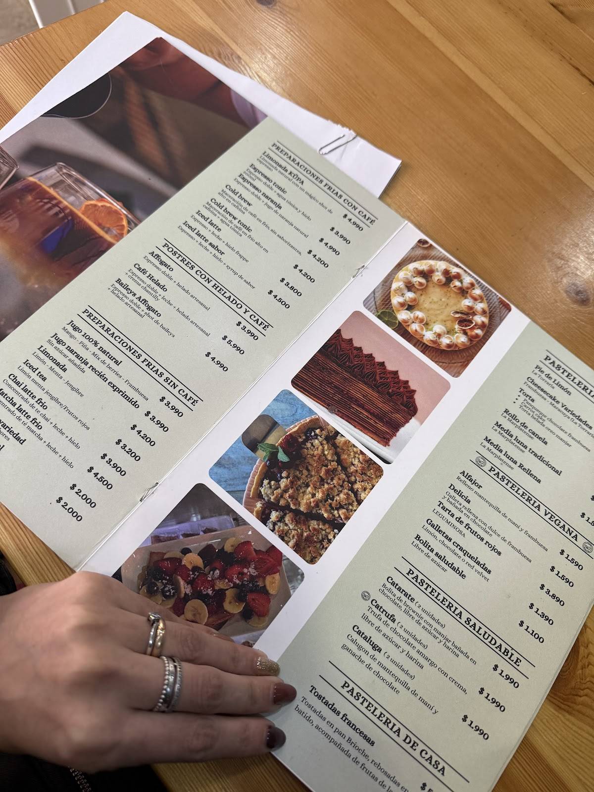 Café Kupa меню