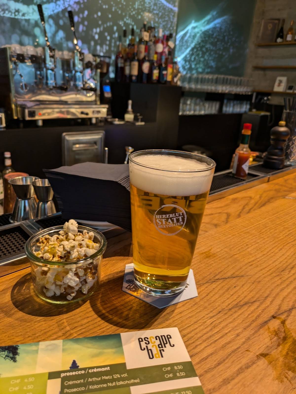 Escape Bar меню