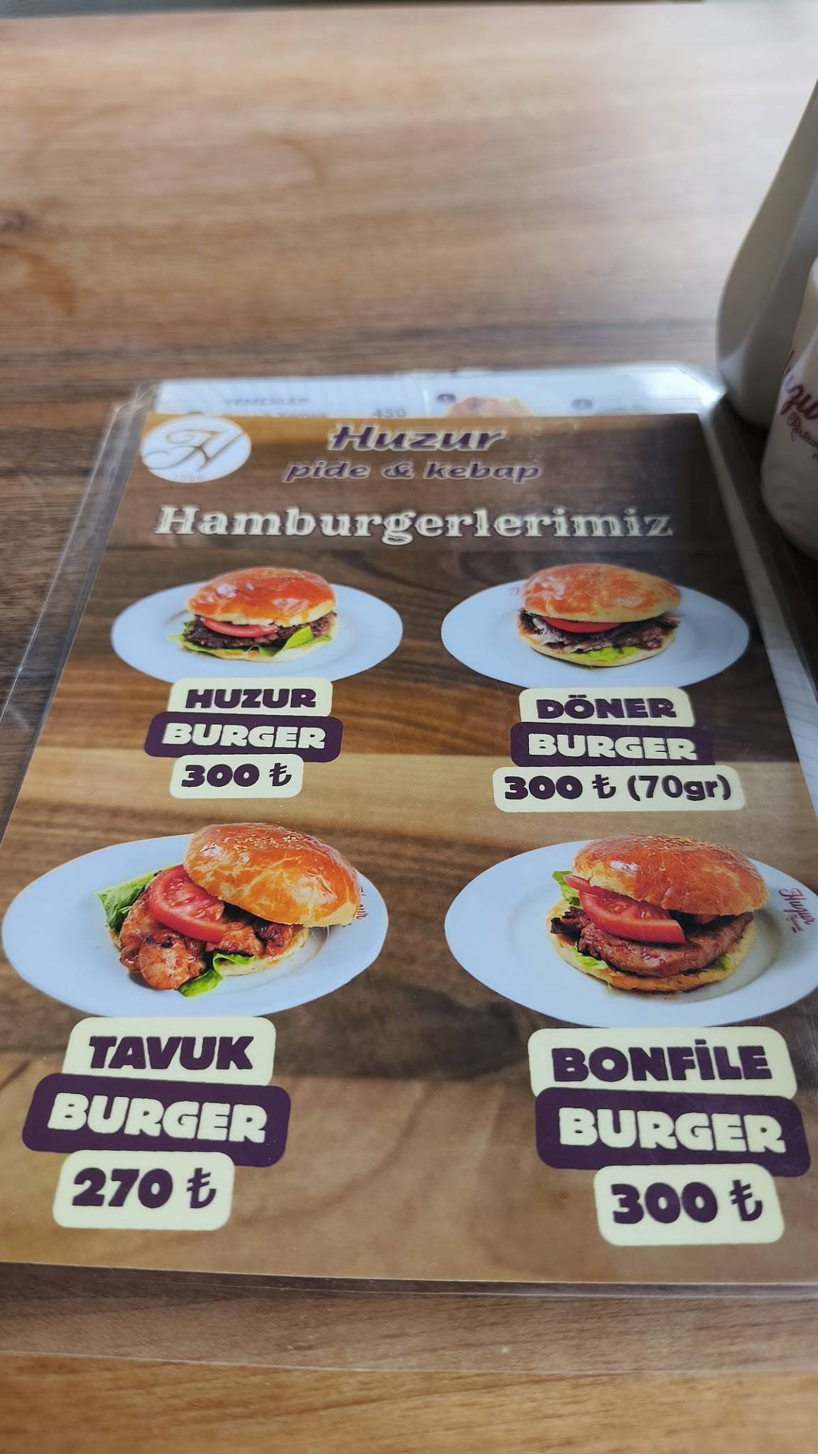 Huzur Pide & Kebap меню