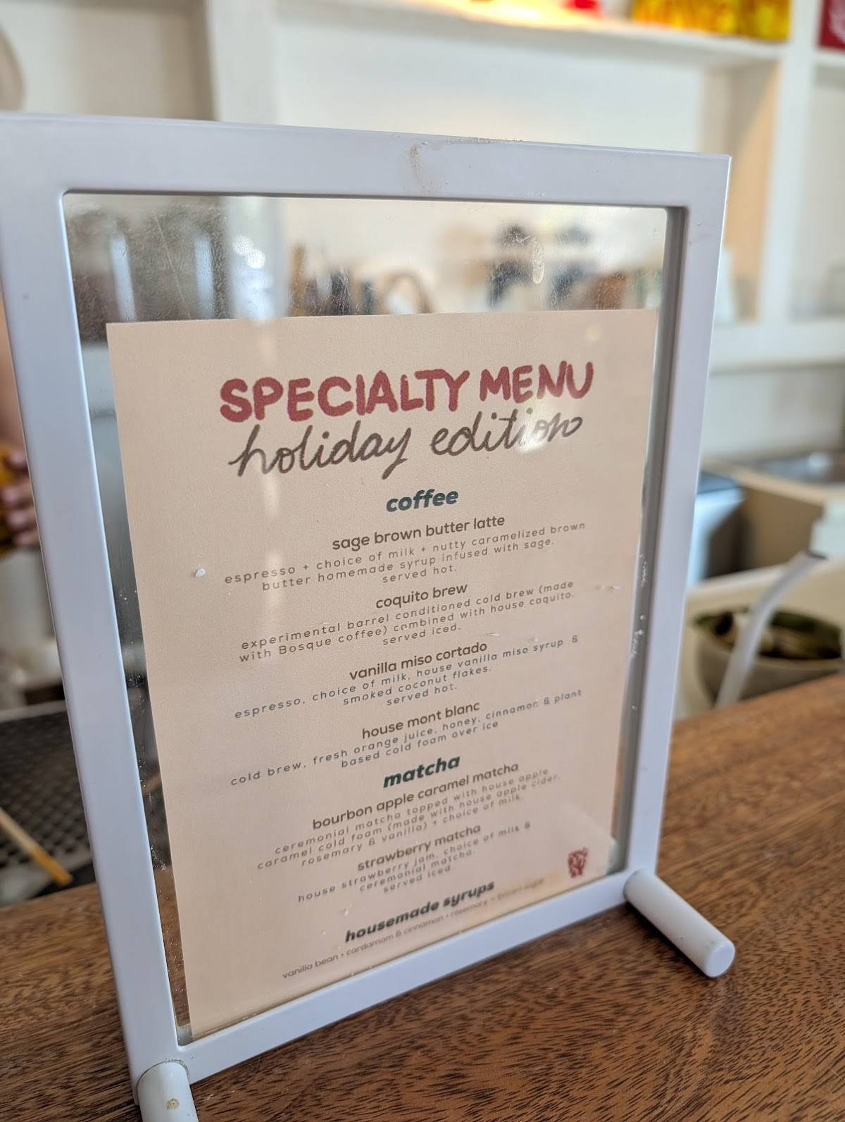 Isla Made Local Goods + Cafe меню