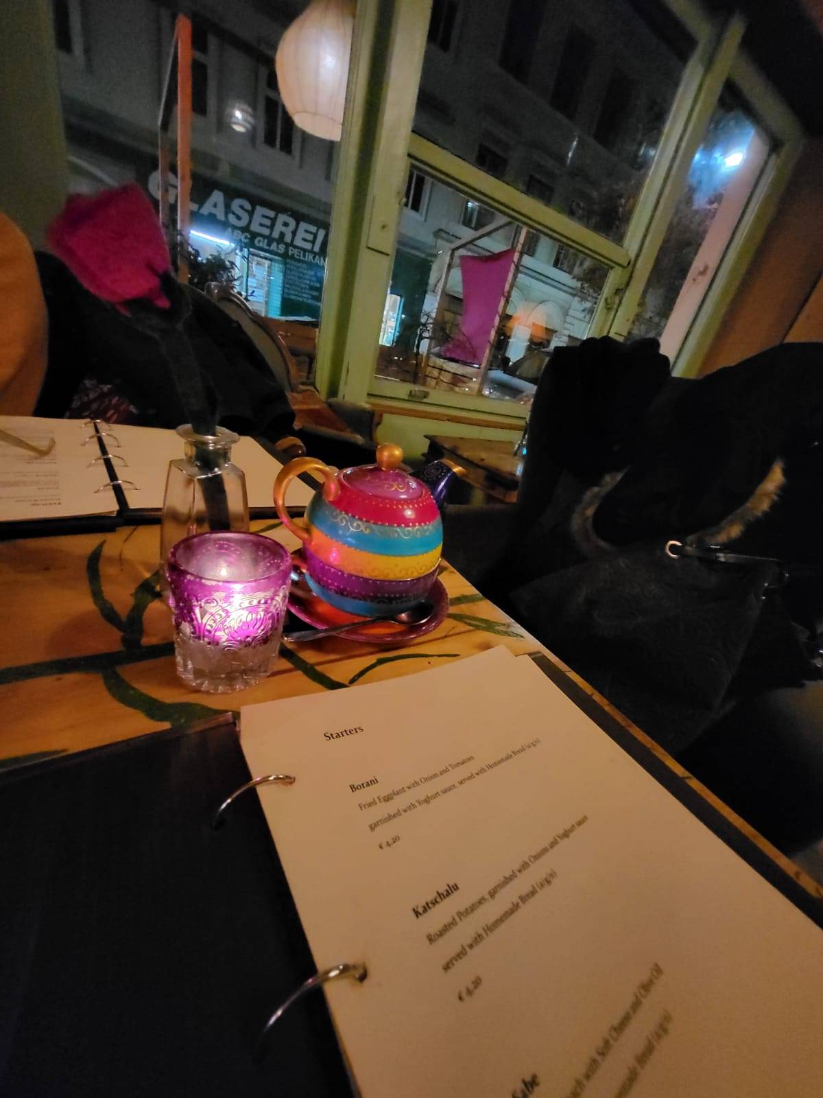 Noosh Restaurant меню
