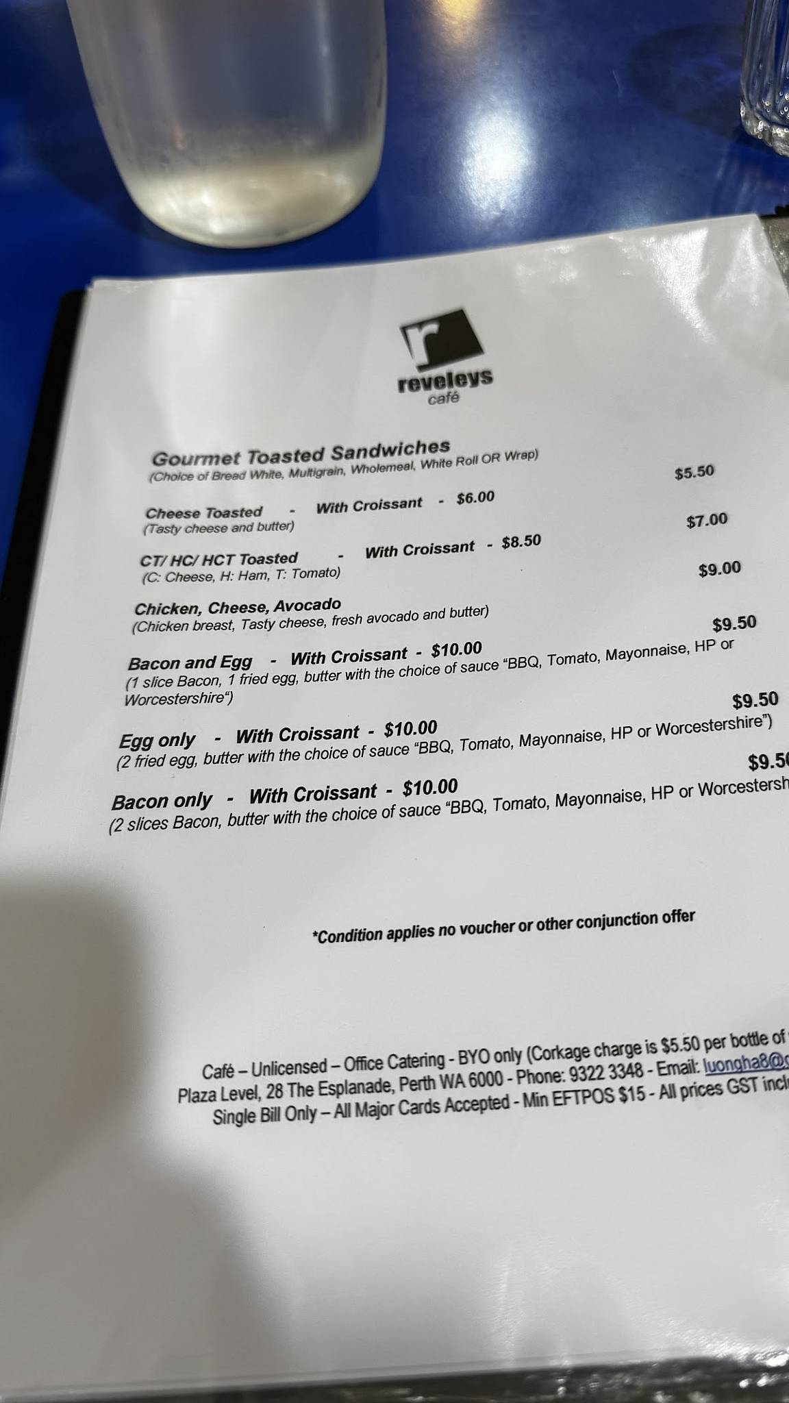 Reveleys Cafe меню