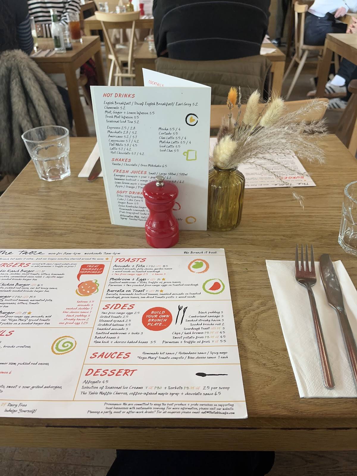 The Table Café меню