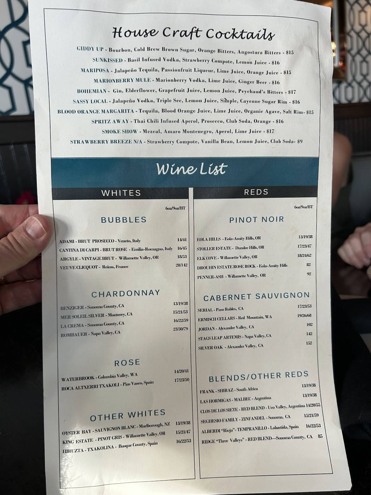 Washington Dining & Cocktails меню